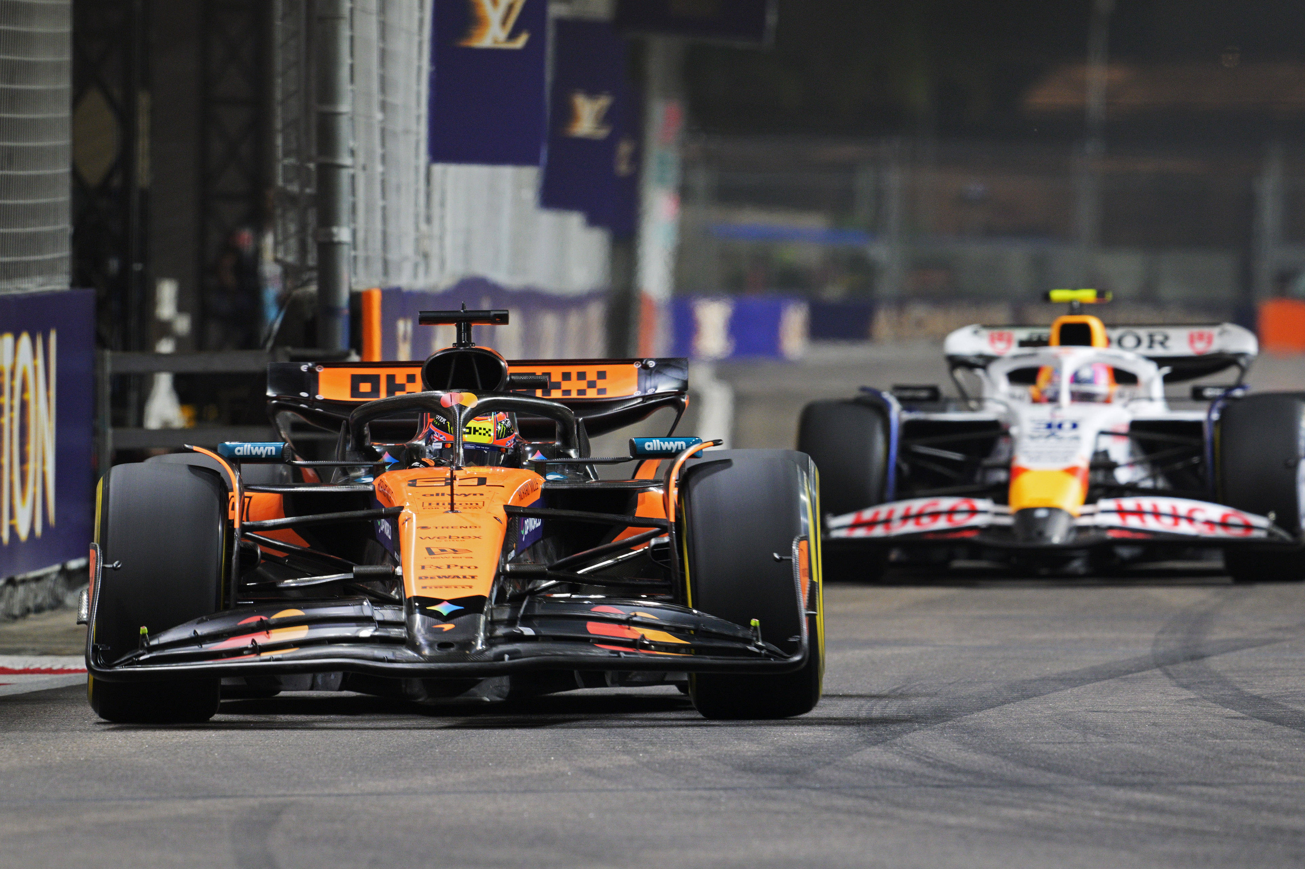 红牛车队绝杀迈凯伦，拉塞尔惊艳四座的简单介绍