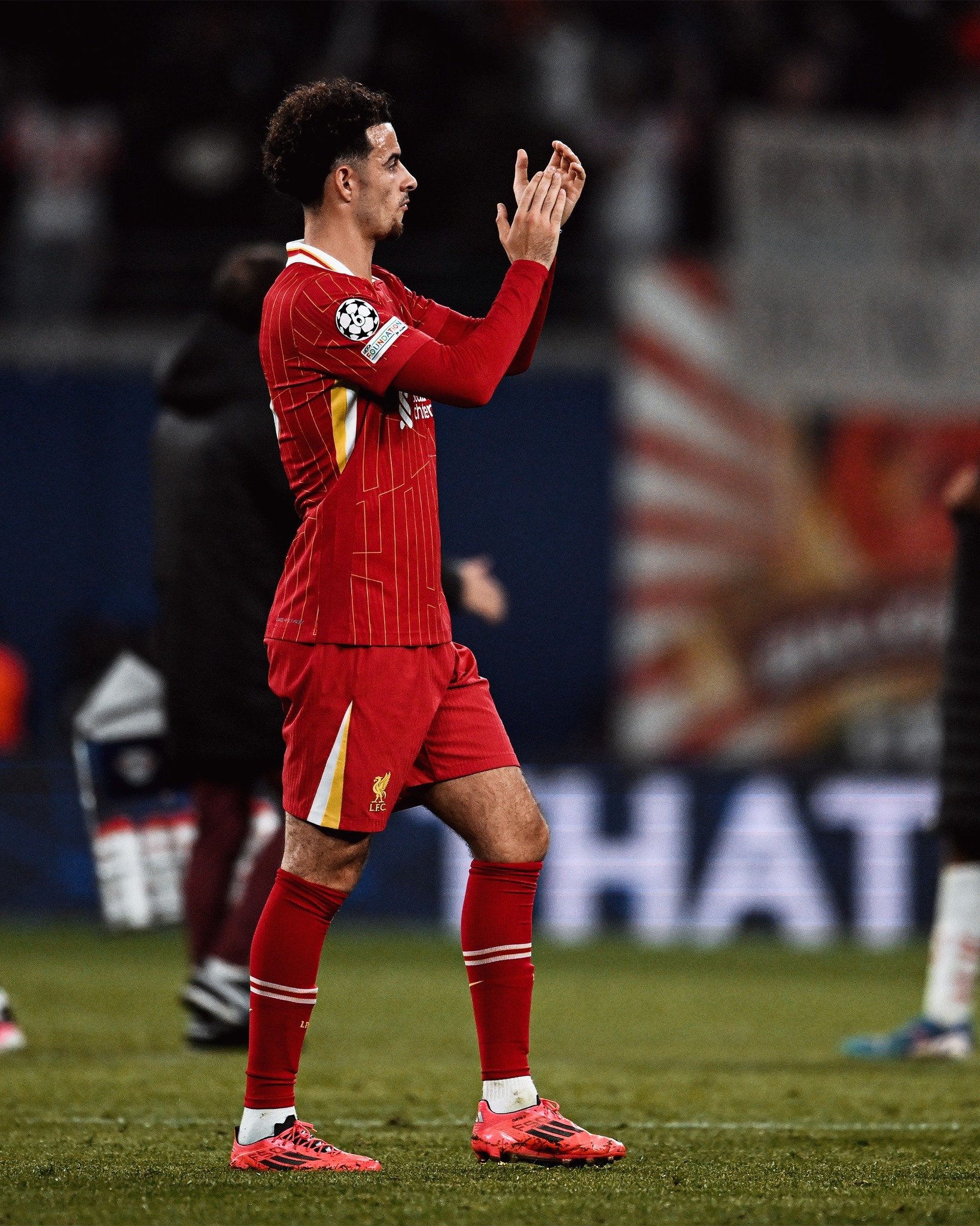 包含利物浦逆转胜利,晋级形势一片光明的词条 包含利物浦逆转胜利,晋级形势一片光明的词条