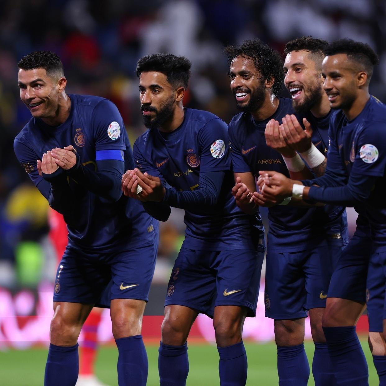 关于沙尔克队员集体发挥出色,再次取得胜利的信息 关于沙尔克队员集体发挥出色,再次取得胜利的信息