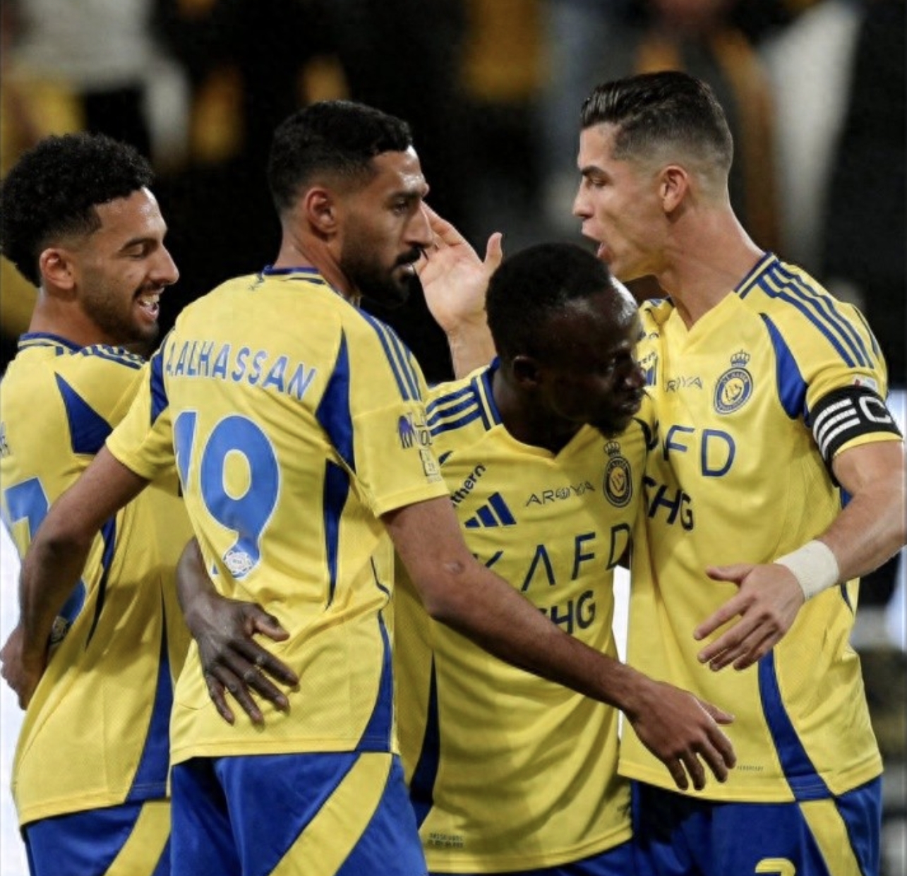 关于沙尔克队员集体发挥出色,再次取得胜利的信息 关于沙尔克队员集体发挥出色,再次取得胜利的信息