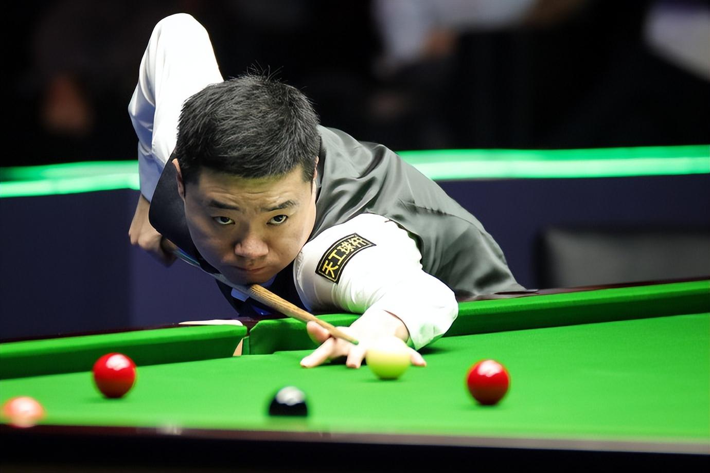 包含克罗托内逆袭，成功逆转取胜的词条