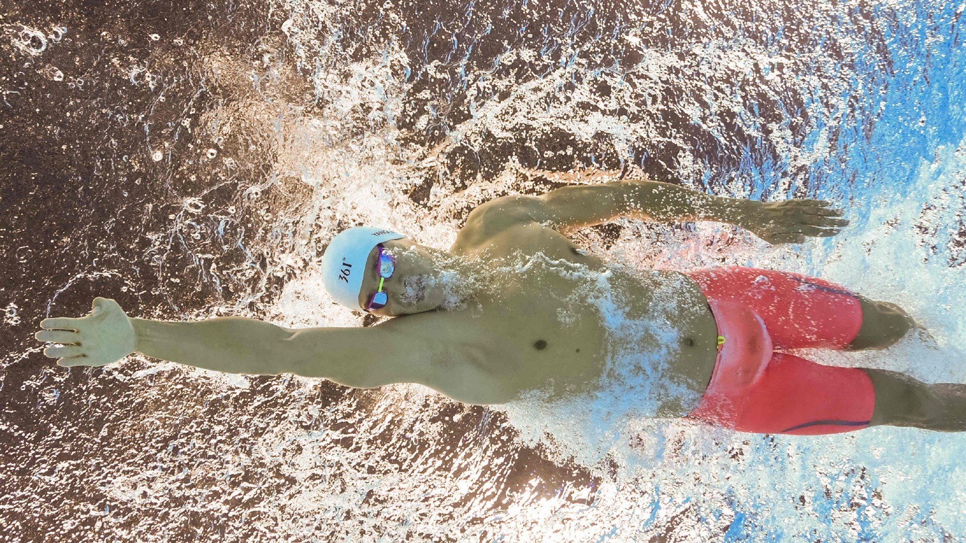 从红土到硬地，西西帕斯ATP总决赛轻取法网，关键制胜背后的战术革命